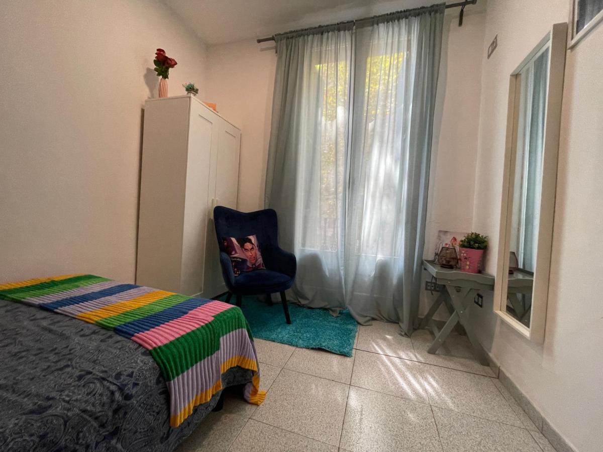 Plaza Universidad Rooms 巴塞罗那 外观 照片