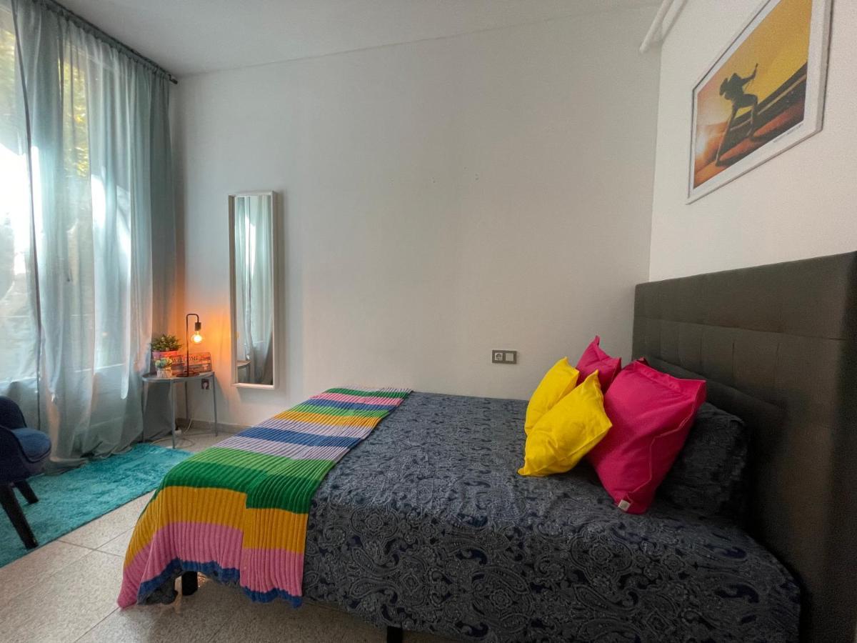 Plaza Universidad Rooms 巴塞罗那 外观 照片